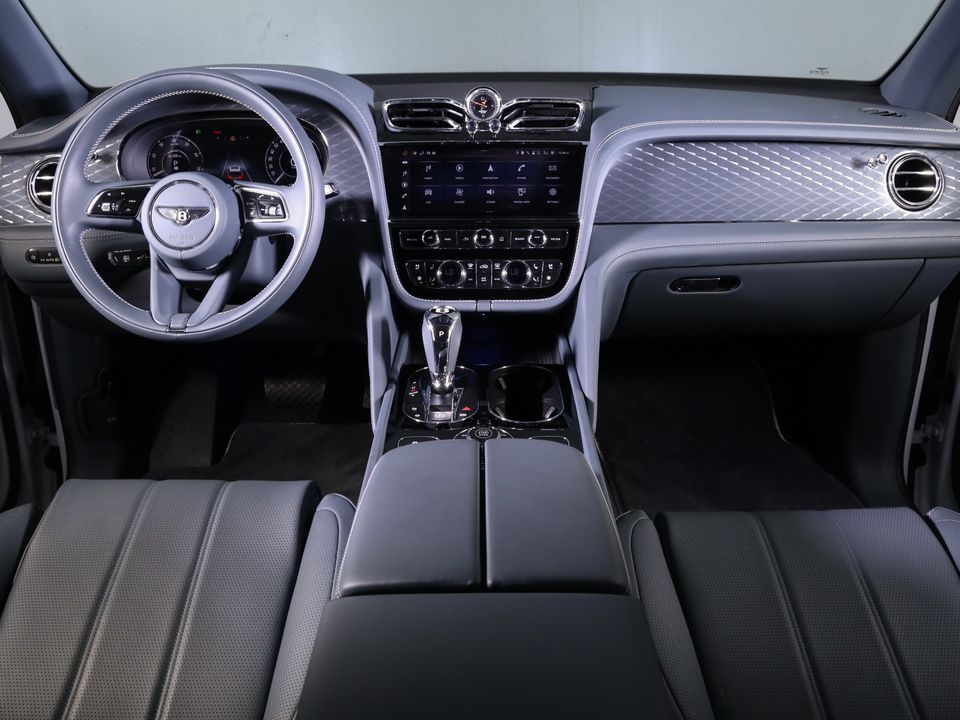 2024 Bentley Bentayga EWB