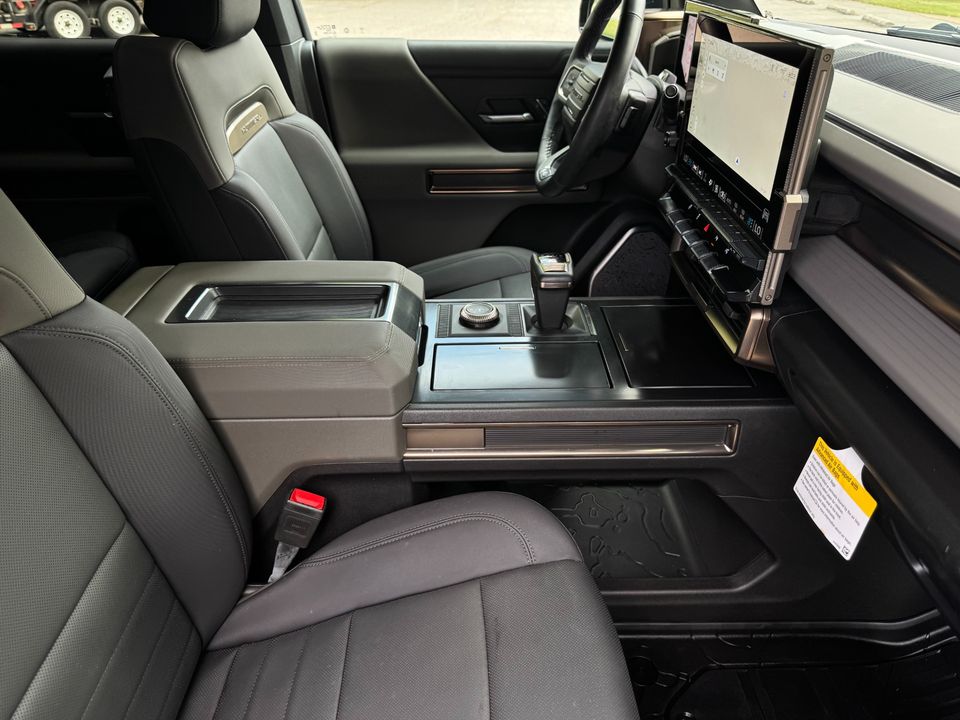 2025 GMC HUMMER EV