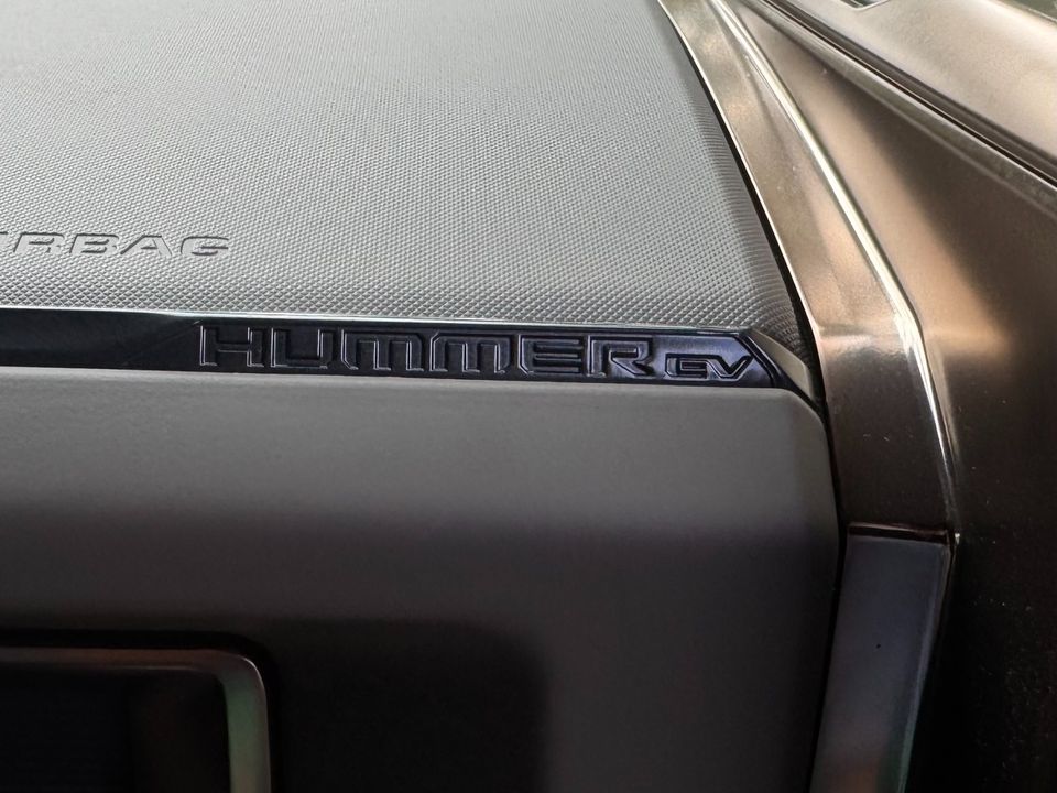 2025 GMC HUMMER EV