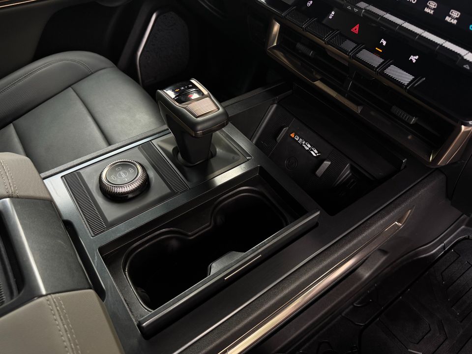 2025 GMC HUMMER EV