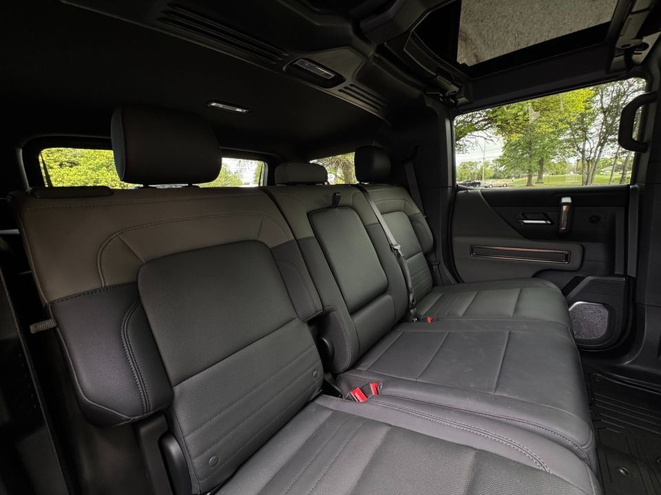 2025 GMC HUMMER EV