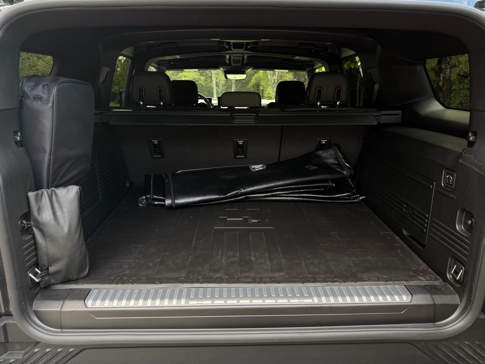 2025 GMC HUMMER EV