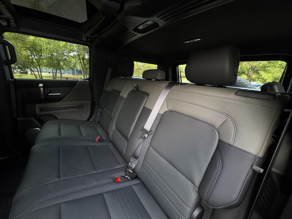2025 GMC HUMMER EV