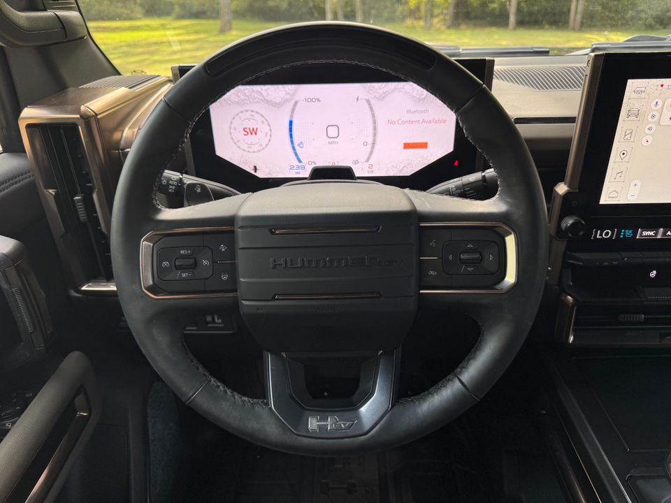 2025 GMC HUMMER EV