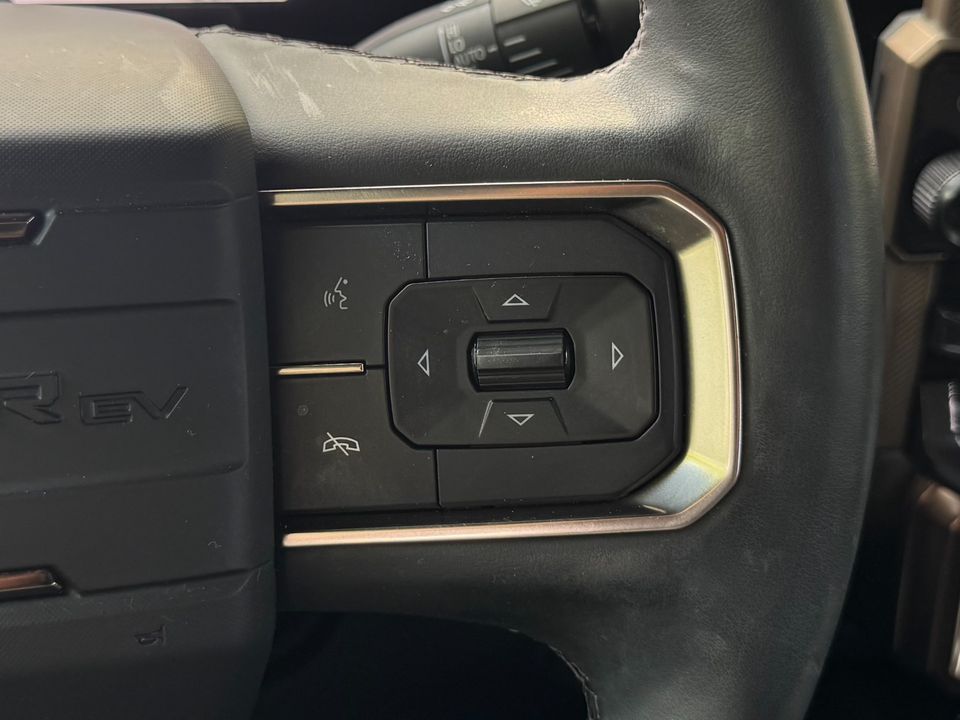 2025 GMC HUMMER EV