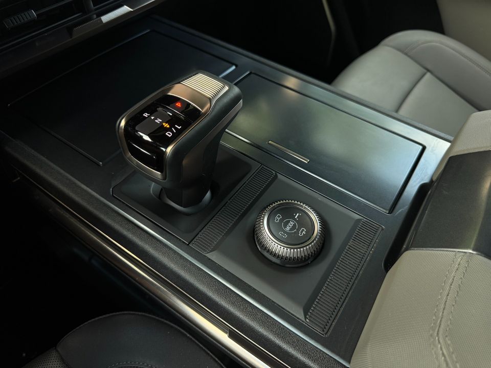 2025 GMC HUMMER EV