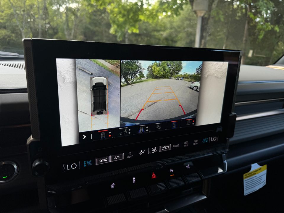 2025 GMC HUMMER EV