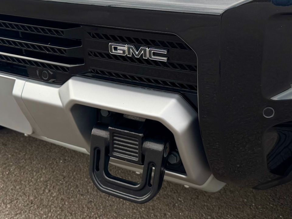 2025 GMC HUMMER EV