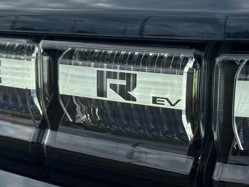 2025 GMC HUMMER EV