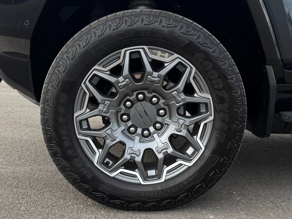 2025 GMC HUMMER EV