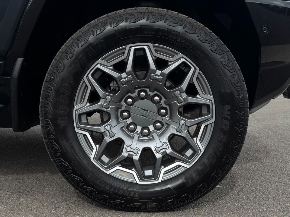 2025 GMC HUMMER EV