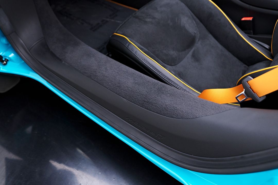 2025 McLaren Artura