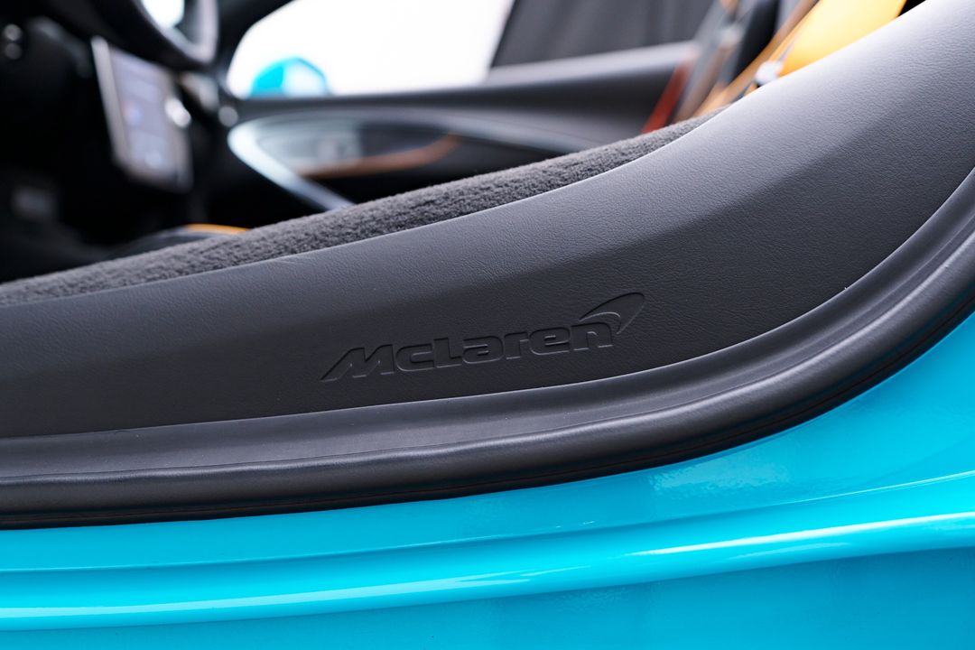 2025 McLaren Artura