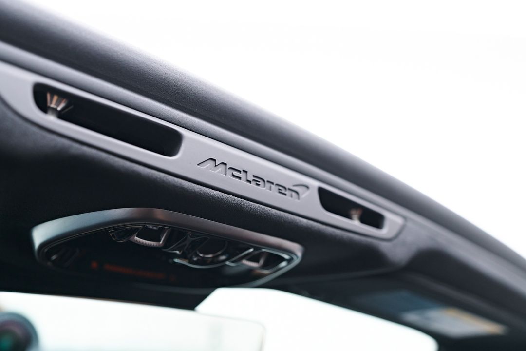 2025 McLaren Artura