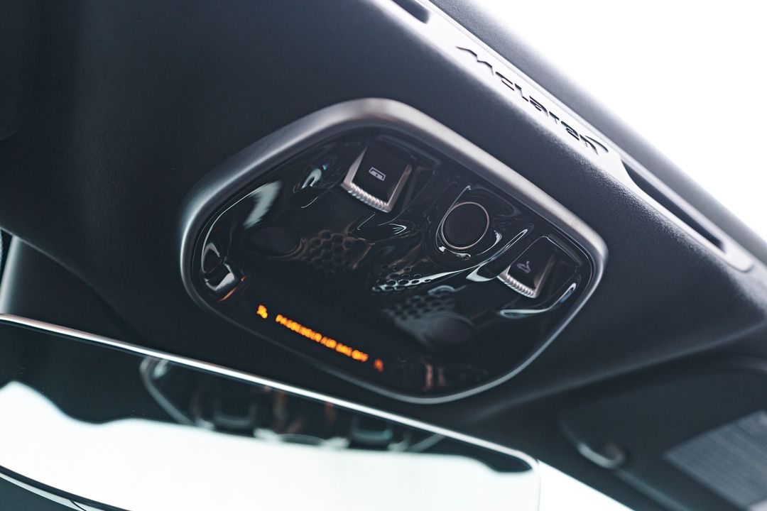 2025 McLaren Artura