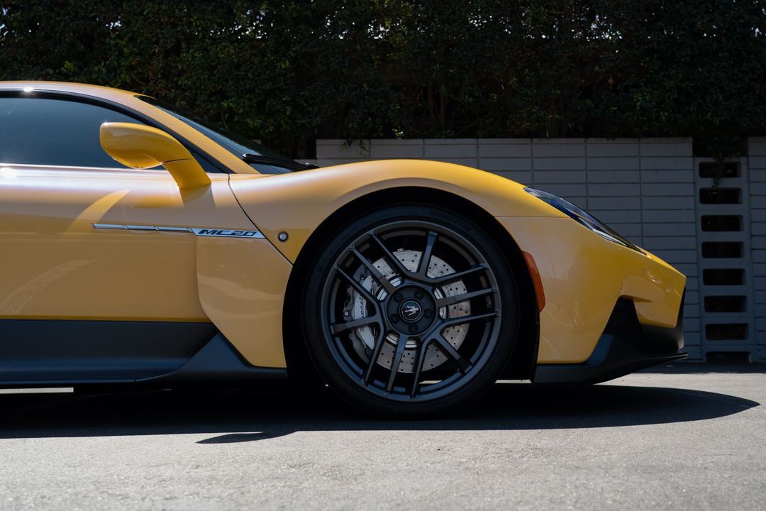 2023 Maserati MC20