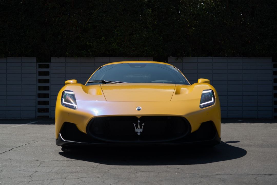 2023 Maserati MC20