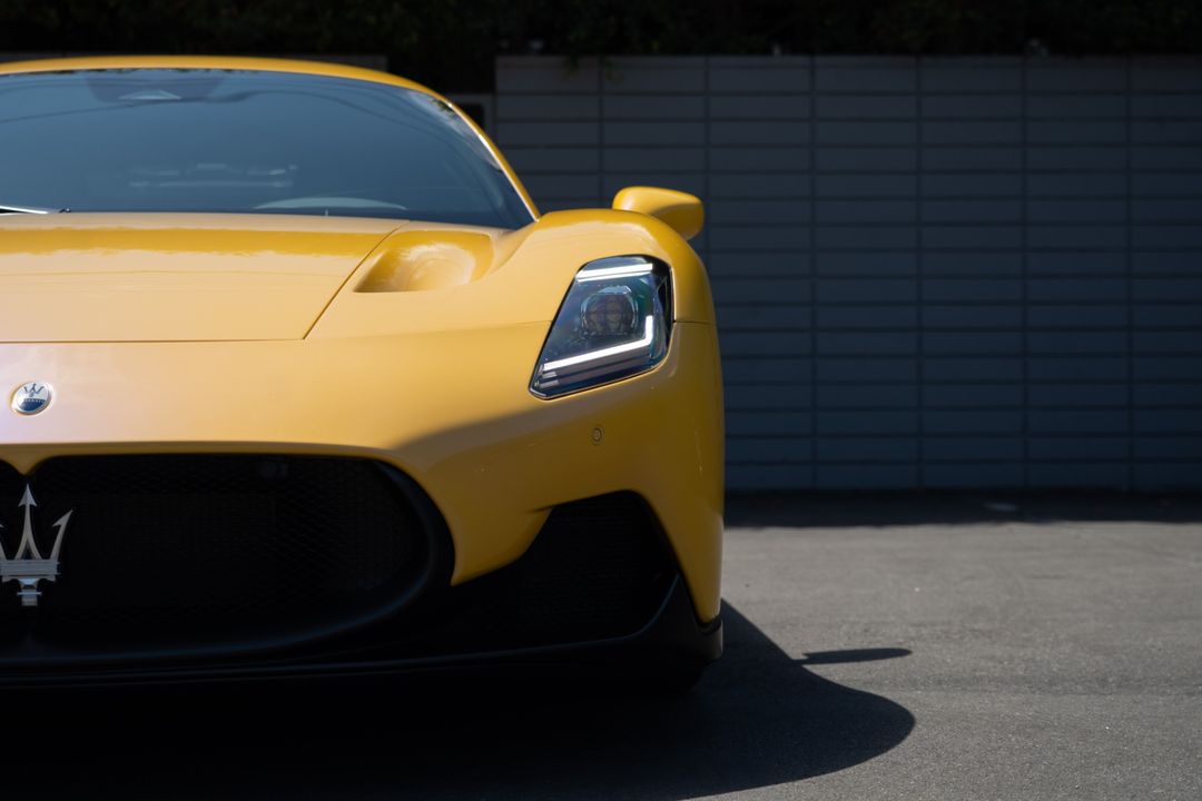 2023 Maserati MC20