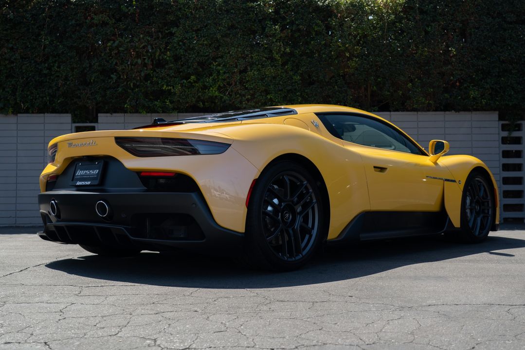 2023 Maserati MC20