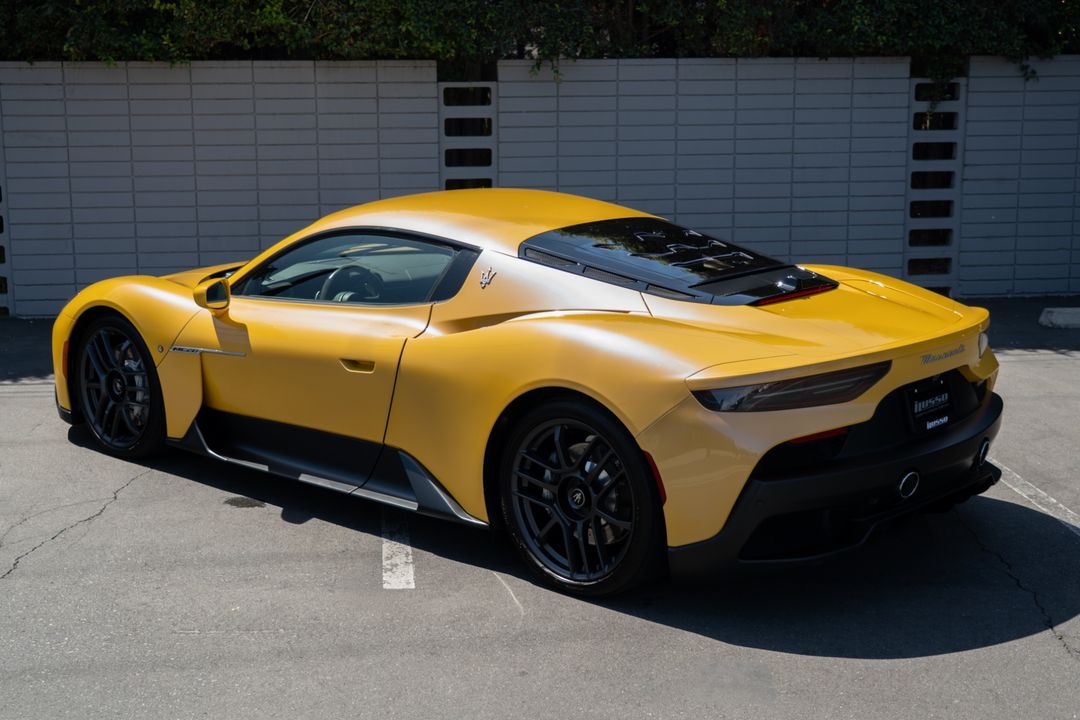 2023 Maserati MC20