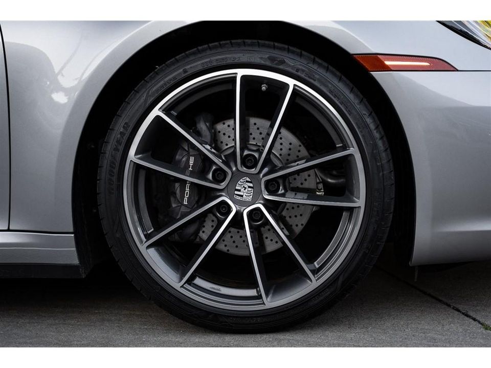 2022 Porsche 911