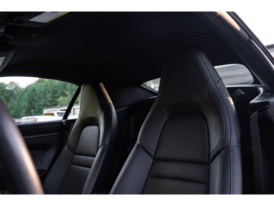 2022 Porsche 911