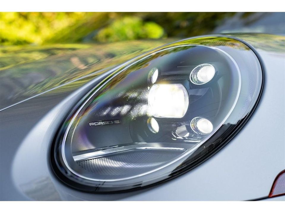 2022 Porsche 911