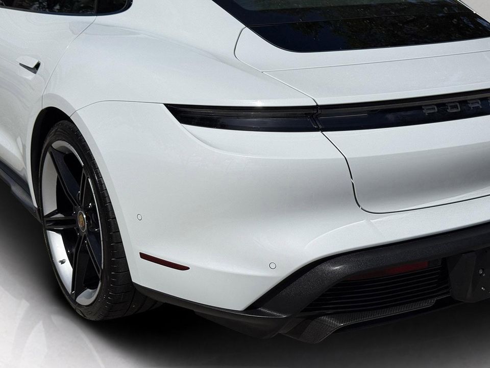 2020 PORSCHE TAYCAN