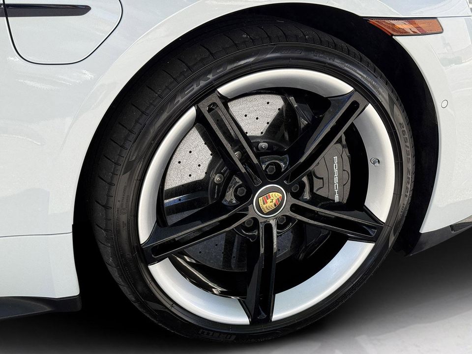 2020 PORSCHE TAYCAN
