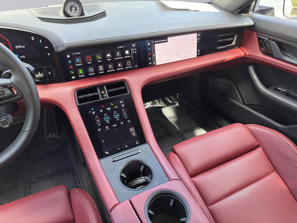 2020 PORSCHE TAYCAN