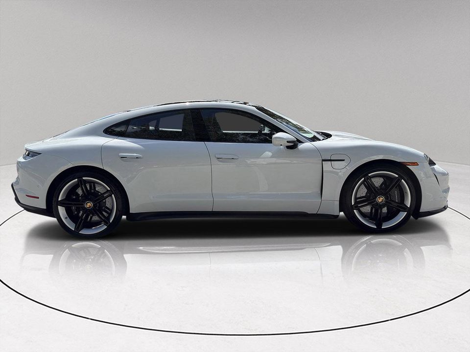 2020 PORSCHE TAYCAN