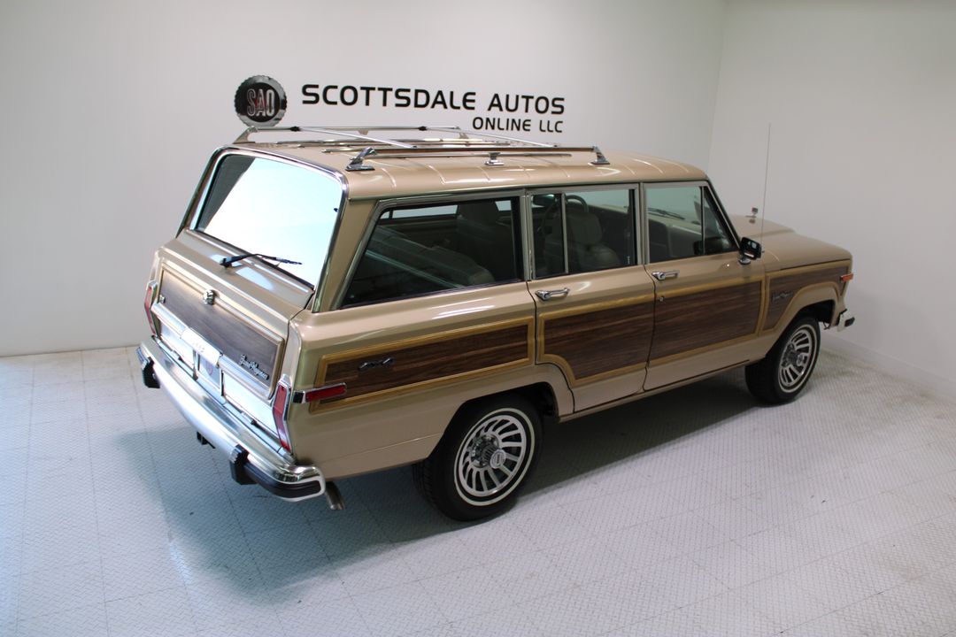 1989 Jeep Grand Wagoneer 4X4