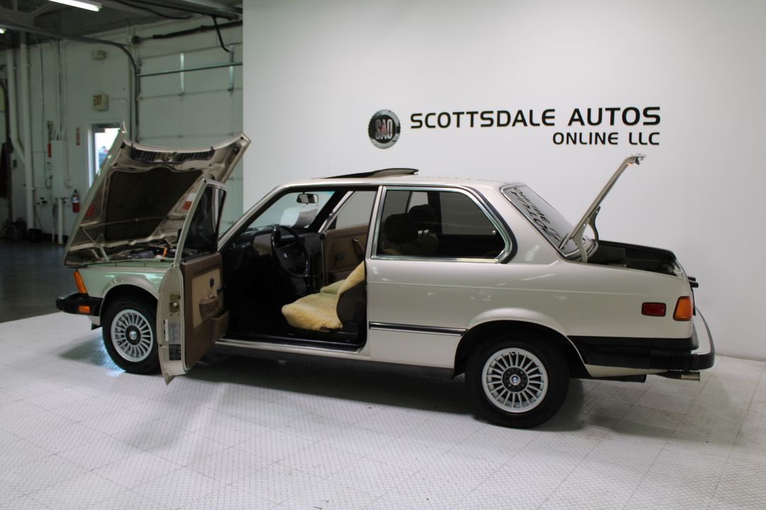 1983 BMW 320i