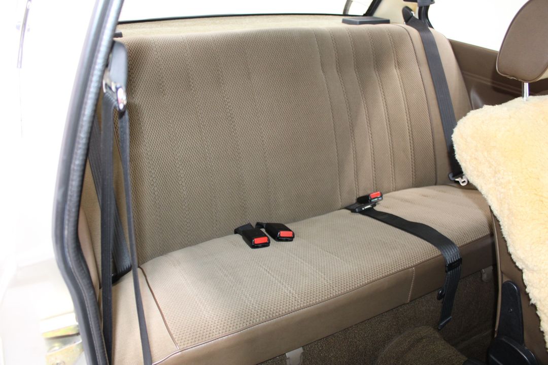 1983 BMW 320i