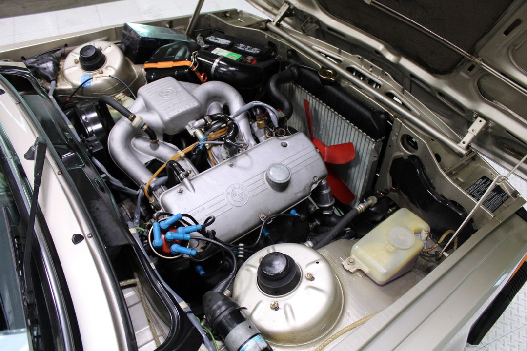 1983 BMW 320i