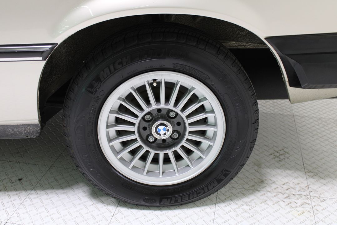 1983 BMW 320i