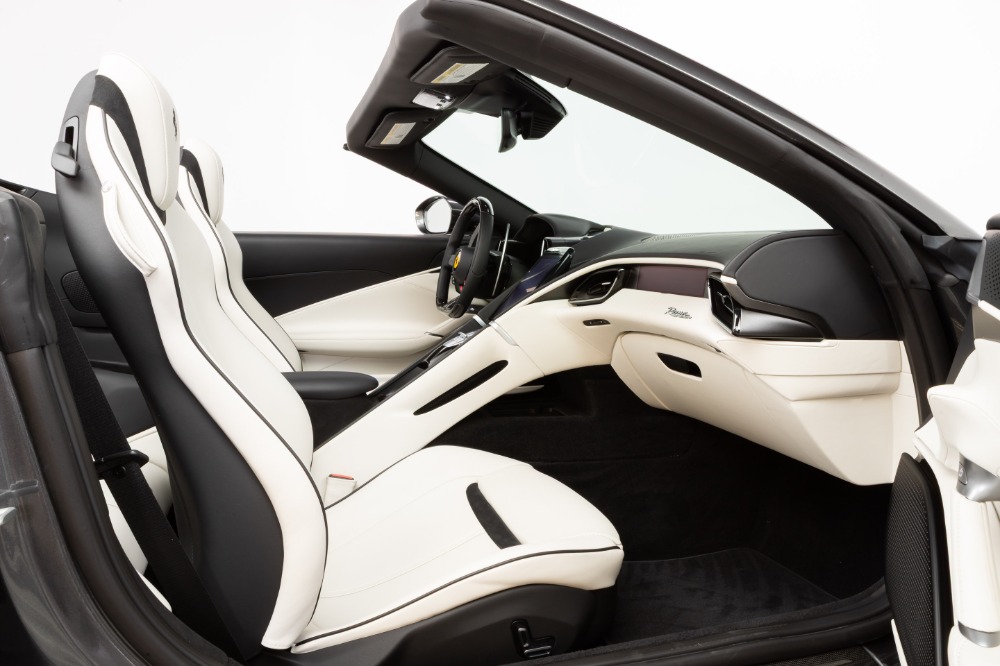 2024 Ferrari Roma Spider