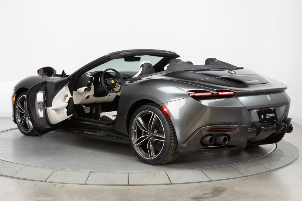 2024 Ferrari Roma Spider