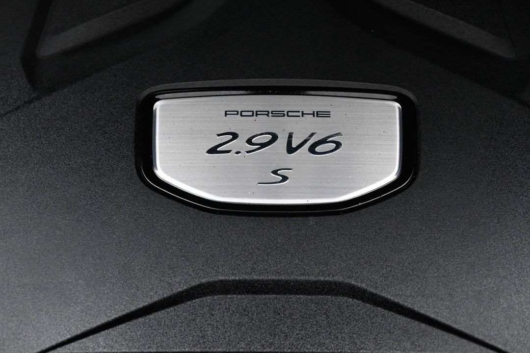 2022 Porsche Cayenne