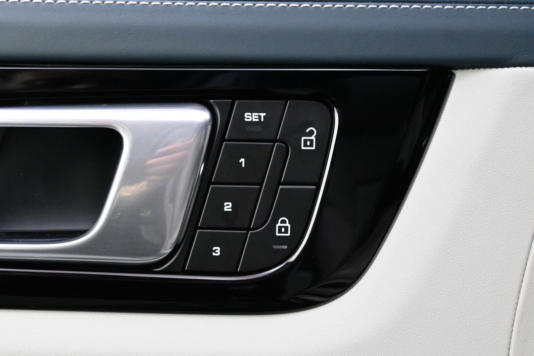 2022 Porsche Cayenne