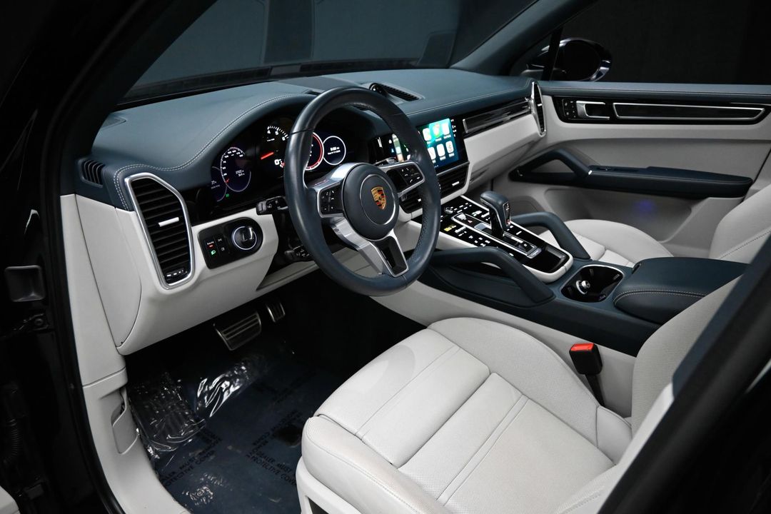 2022 Porsche Cayenne