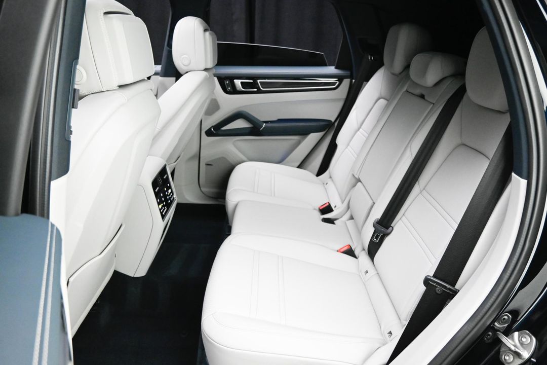 2022 Porsche Cayenne