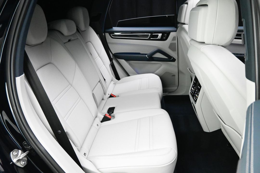 2022 Porsche Cayenne