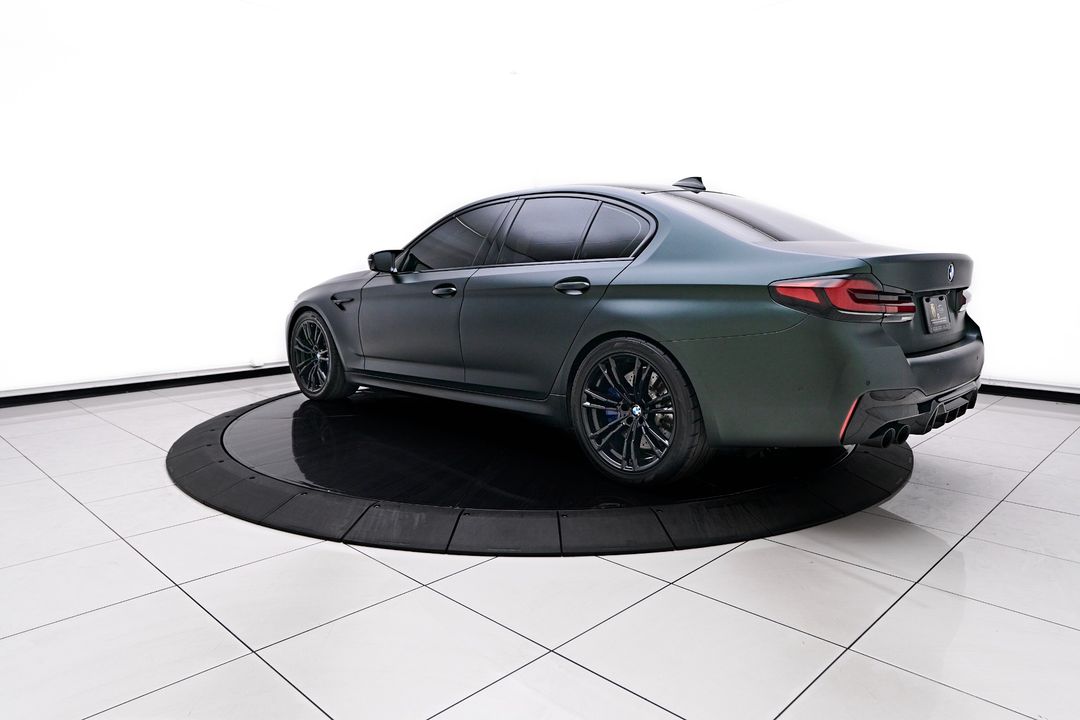2022 BMW M5