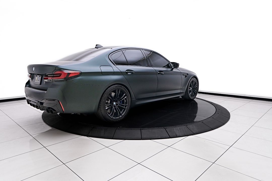 2022 BMW M5