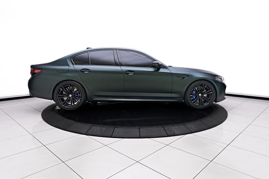 2022 BMW M5