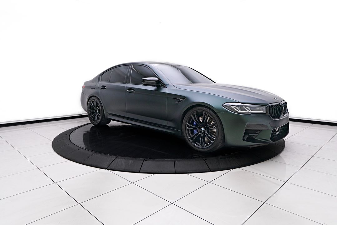 2022 BMW M5