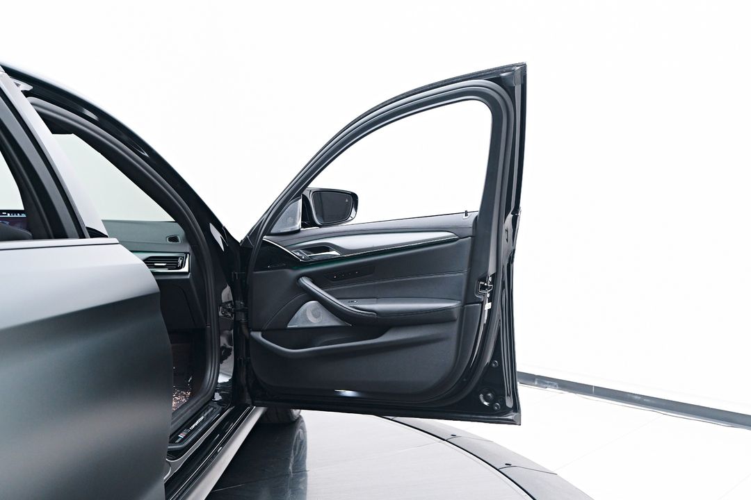 2022 BMW M5