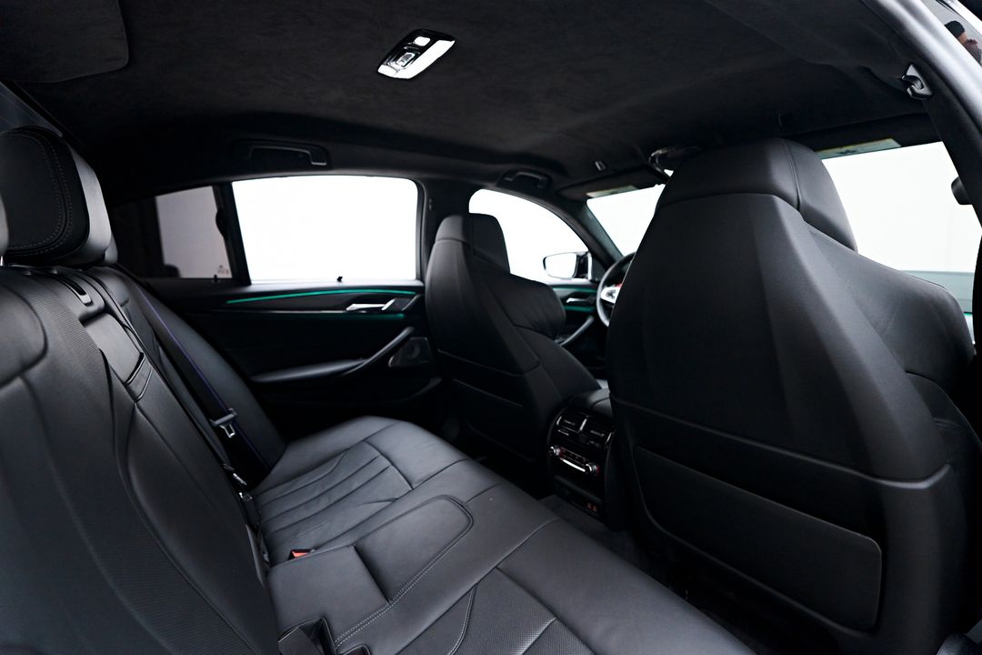 2022 BMW M5