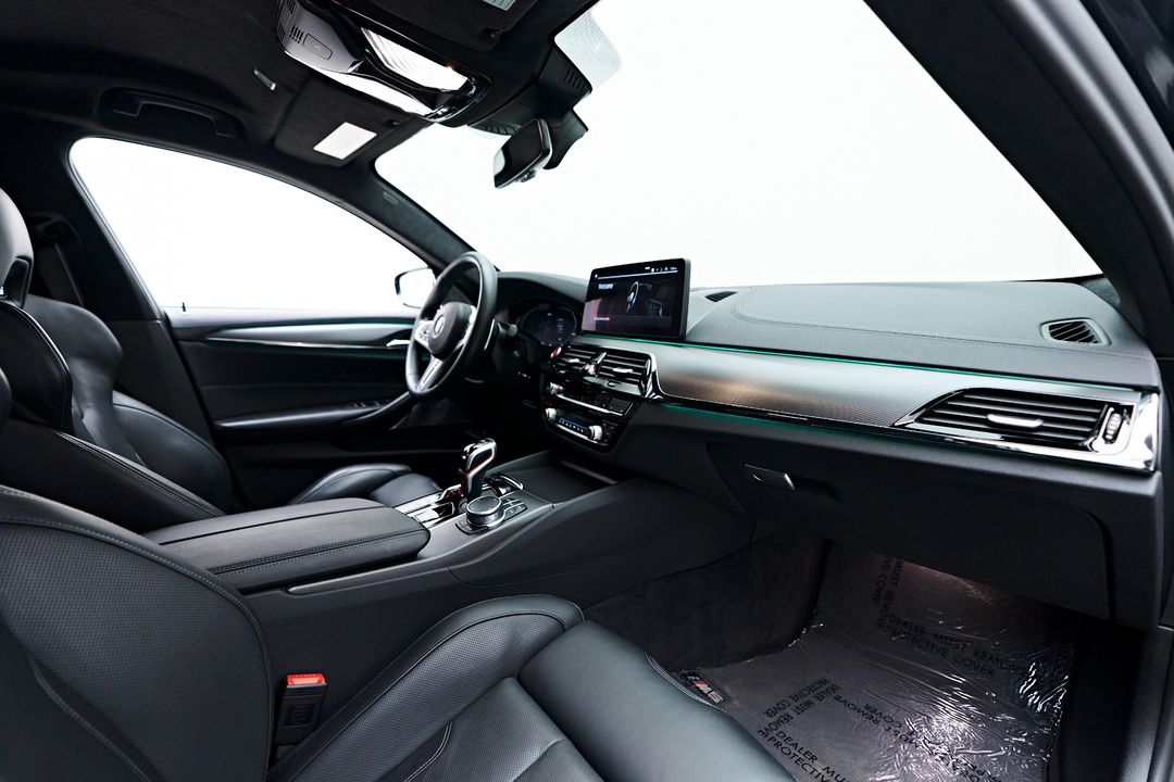 2022 BMW M5